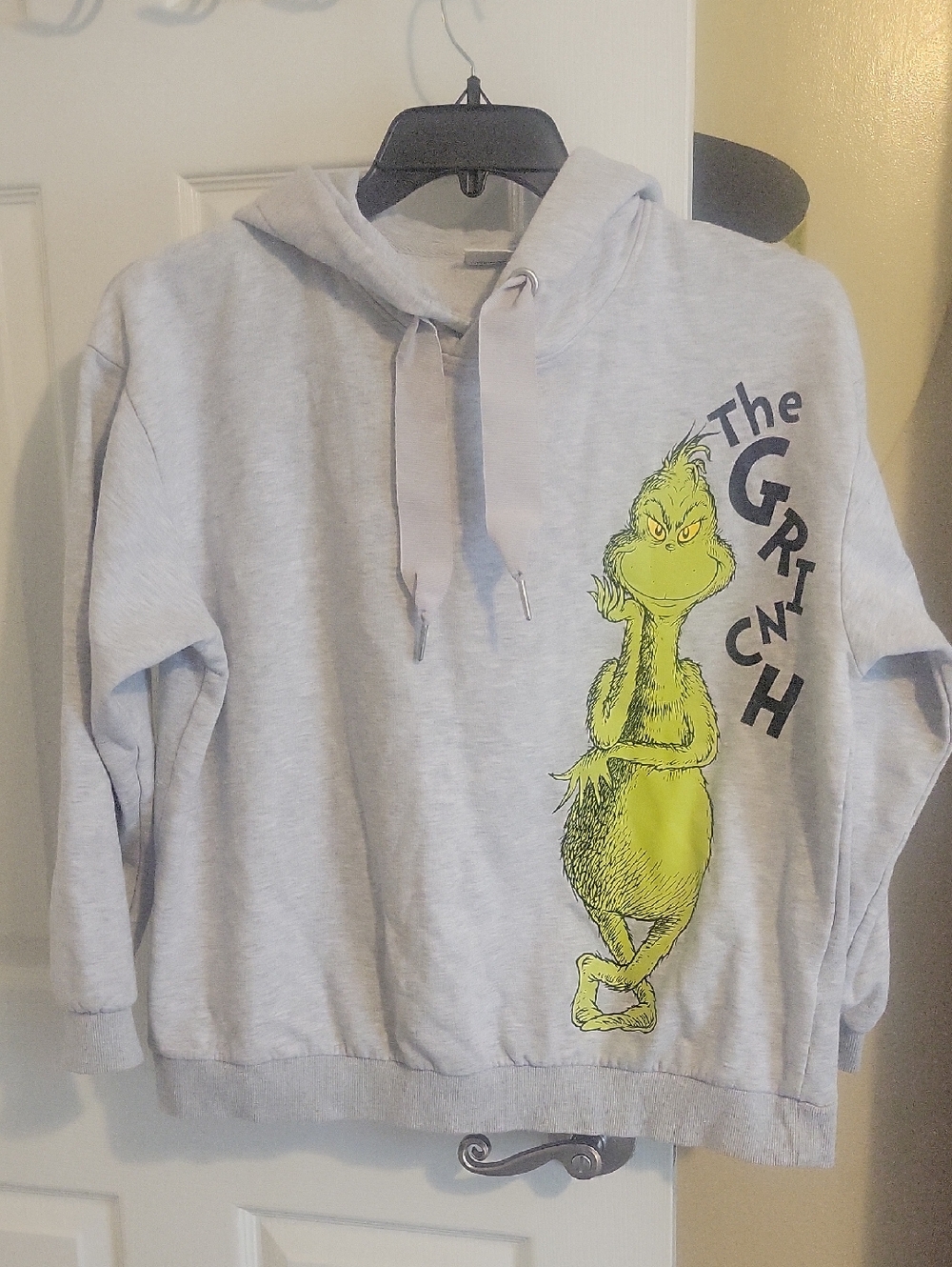 The Grinch SzLg Graphic Light Gray Hoodie - The Grinch by Seuss